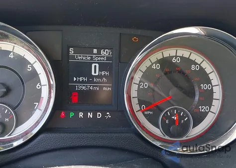 2011 Dodge Grand Caravan Crew z USA, uszkodzony, nr VIN 2D4RN5DG4BR682583